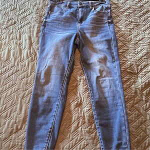 American Eagle Next Level Stretch Skinny Jeans Womens 6 Medium Wash